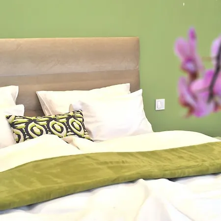 Hillside Premium Apartment