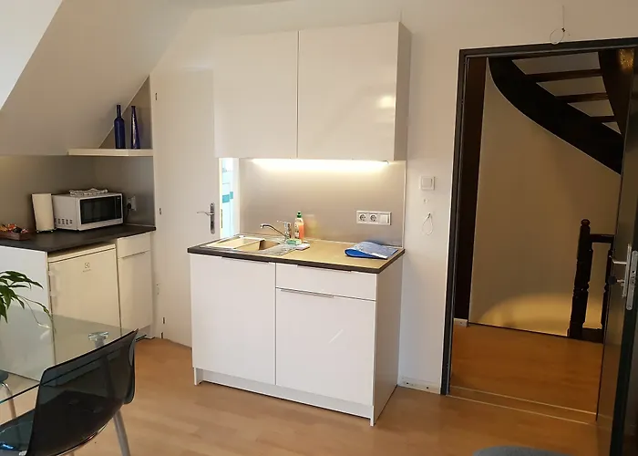 Hillside Premium * Budapest