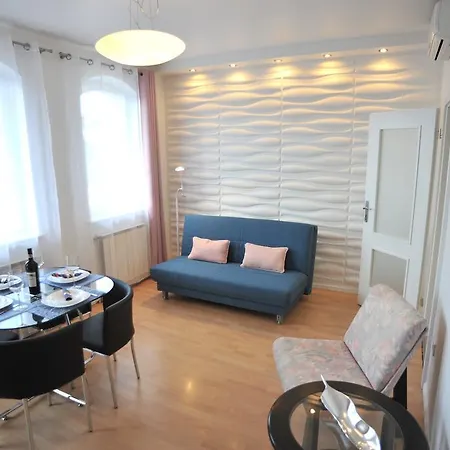 Hillside Premium * Budapest