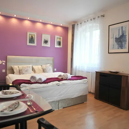 Lägenhet Hillside Premium Budapest