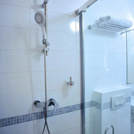 Hillside Premium * Budapest